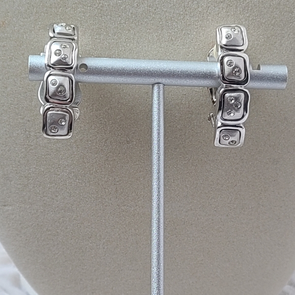 Swarovski Silver Clip on Earrings, Great Condition - Picture 1 of 5
